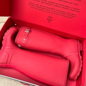 Hunter Boots in Coral